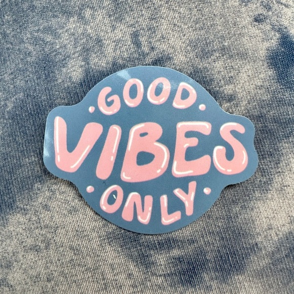 ♥️ this for Notifications when I’m going Live🤳 @JustMyOwnStyle shop XS-XL 👗👚👖👠👟🛍 - Picture 2 of 13